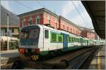 Bevor man vor kurzem FMN praktisch den ganzen Regionalverkehr der Lombardei zugeschlagen hatte, war die FMN eine intersssante, bunte und nicht allzugrosse Privatbahn n�rdlch von Milano.
Hier ist ein Triebwagenzug kurz vor der Abfahrt nach Milano in Como zu sehen.
23.03.2011